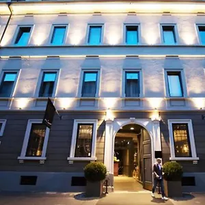 Hotel Fifty House Cellini, Milan