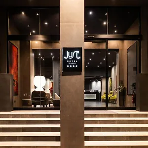 Hotel Just, Milan