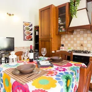  Apartamento Casa Epicarmo Italia